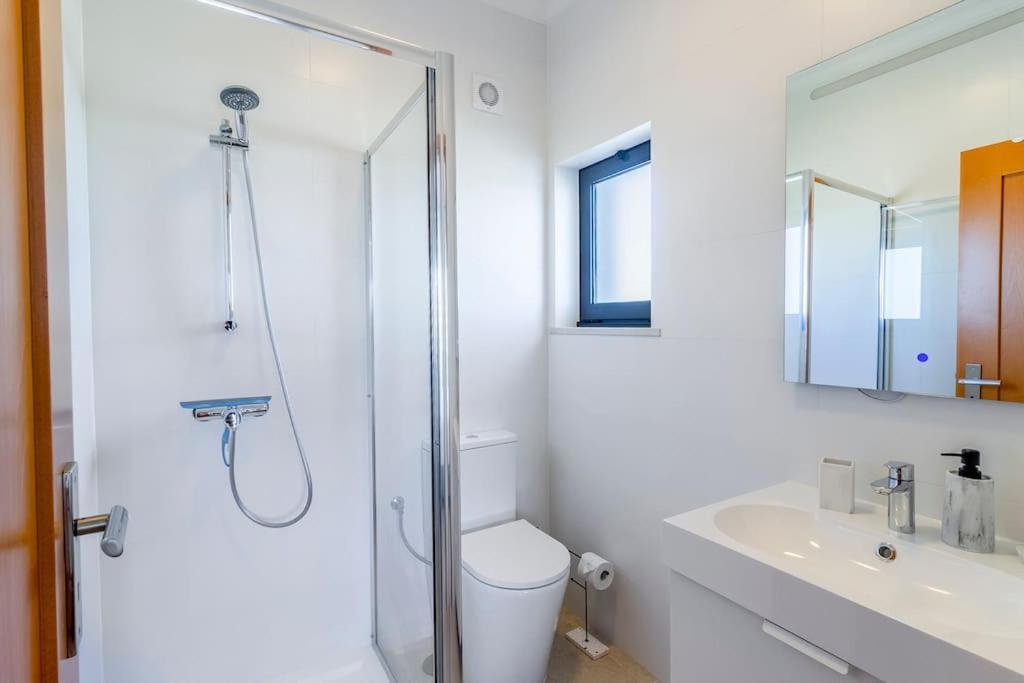 Apartment At Porto De Mos With Pool